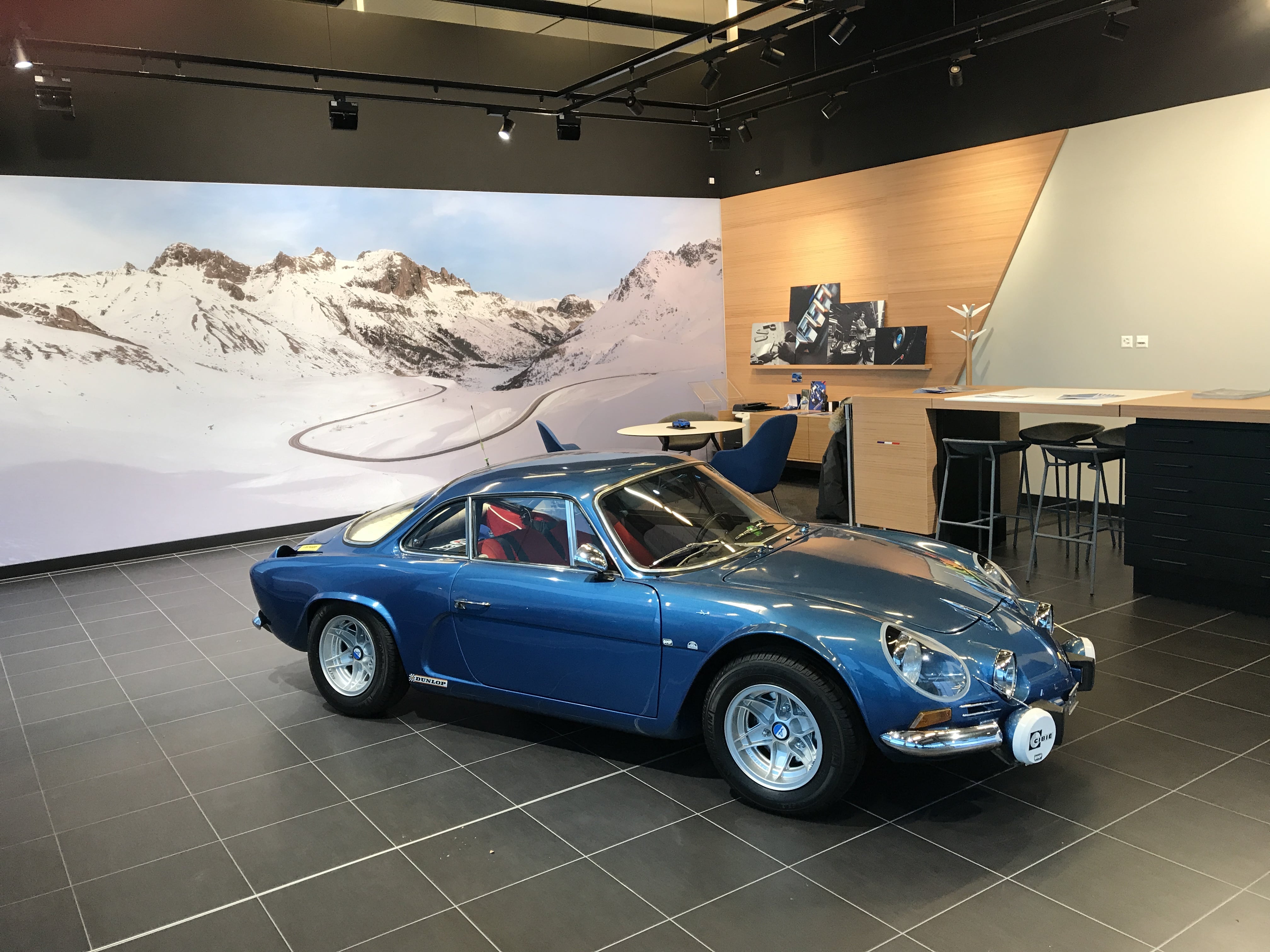 La nouvelle Alpine A110 en Suisse Romande